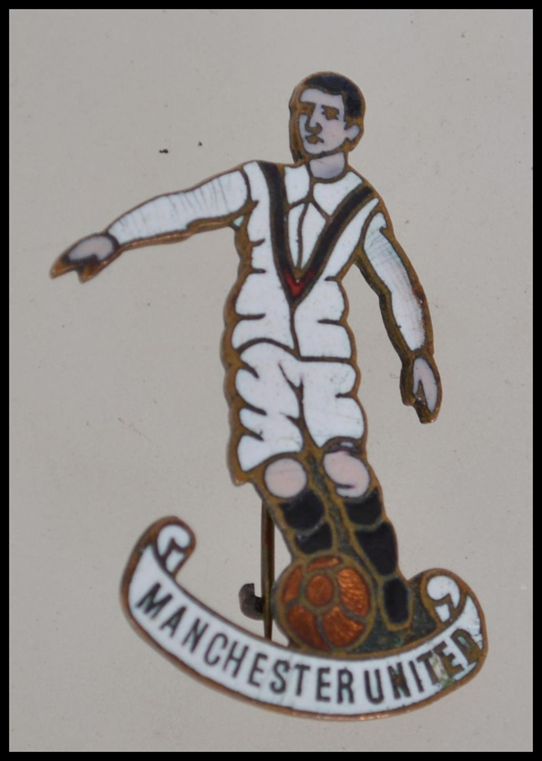 WEB manchester united badge A 21-2-17.jpg