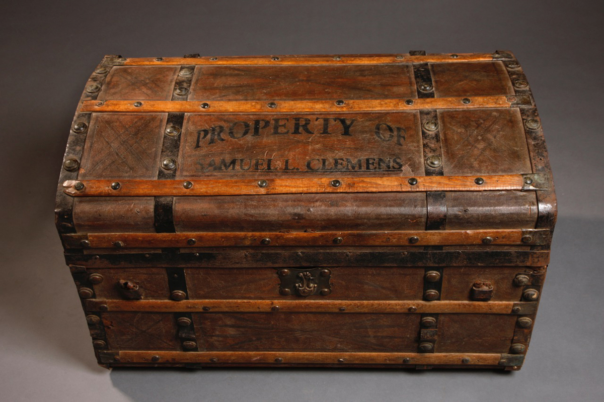 Mark Twain’s wooden trunk