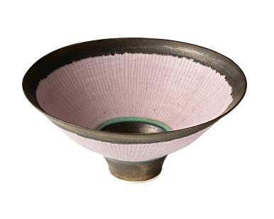 Lucy Rie 1981 Footed bowl