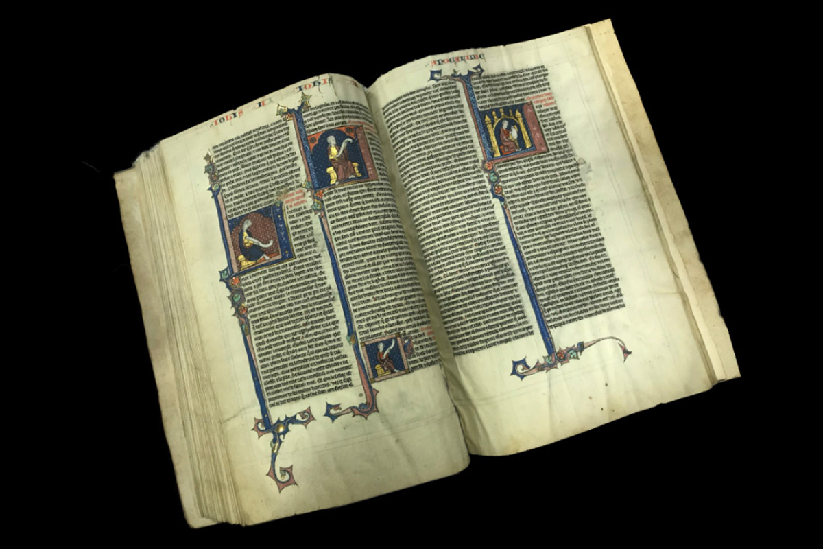 New Testament bible