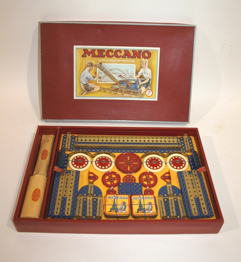 WEB Lawrences meccano 3 15-3-17.jpg